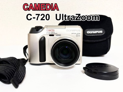 Fotocamera digitale compatta